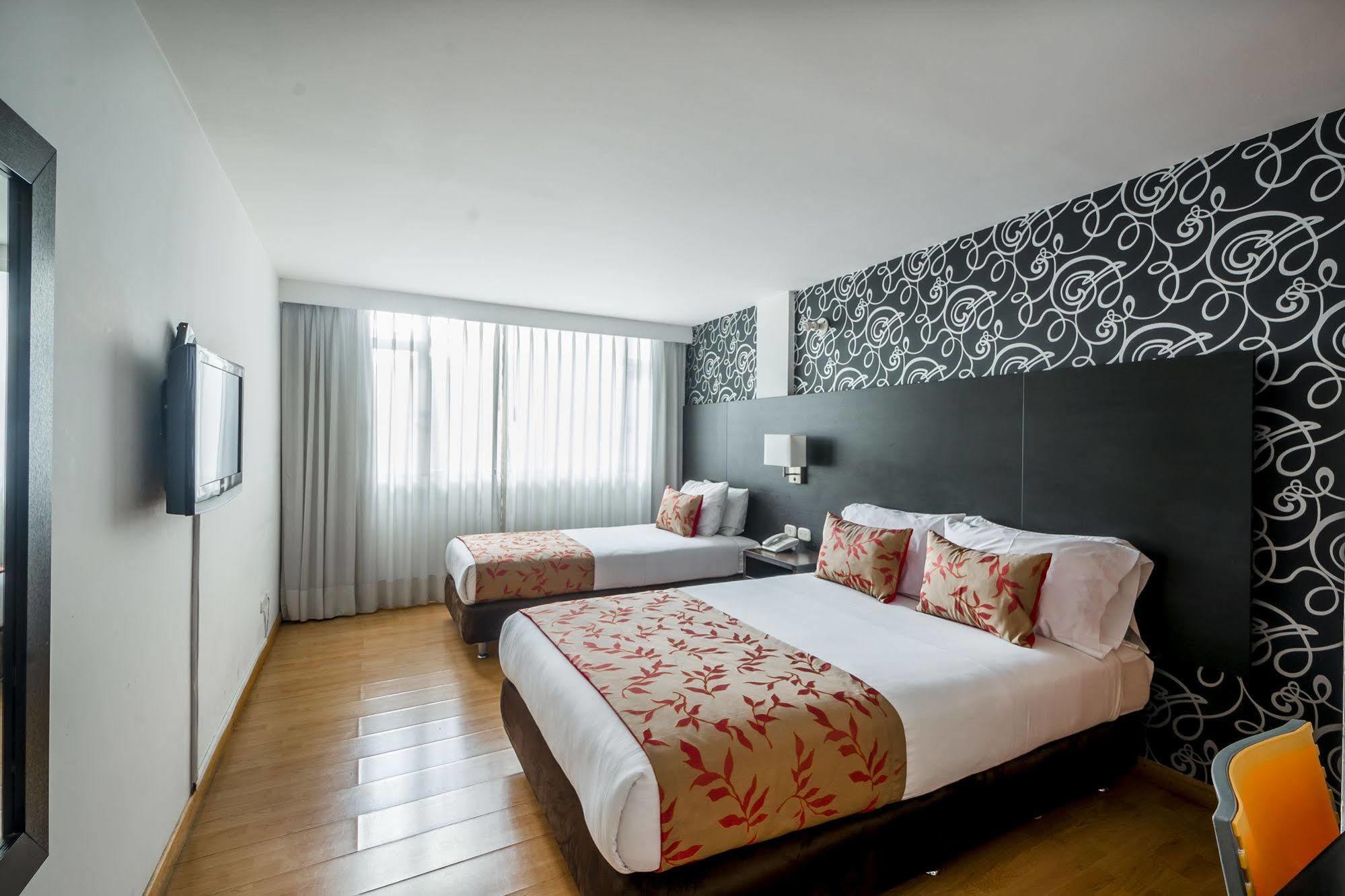 Hotel L'Etoile Javeriana ボゴタ エクステリア 写真