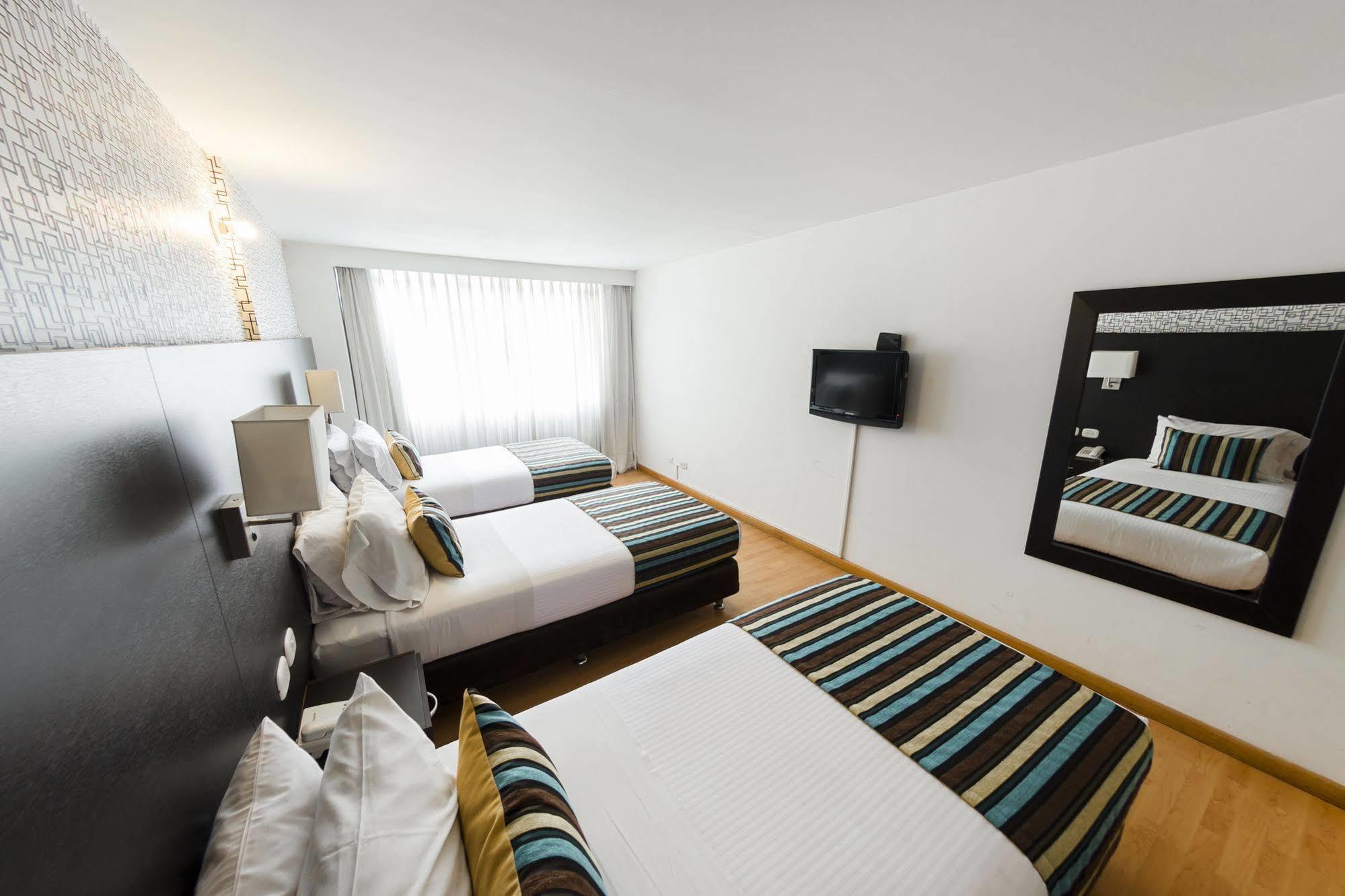 Hotel L'Etoile Javeriana ボゴタ エクステリア 写真